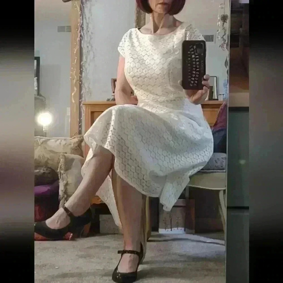 NWT Womens Sz 6 Black Label by Evan Picone White Lace Fit & Flare Dress no belt - Picture 3 of 9